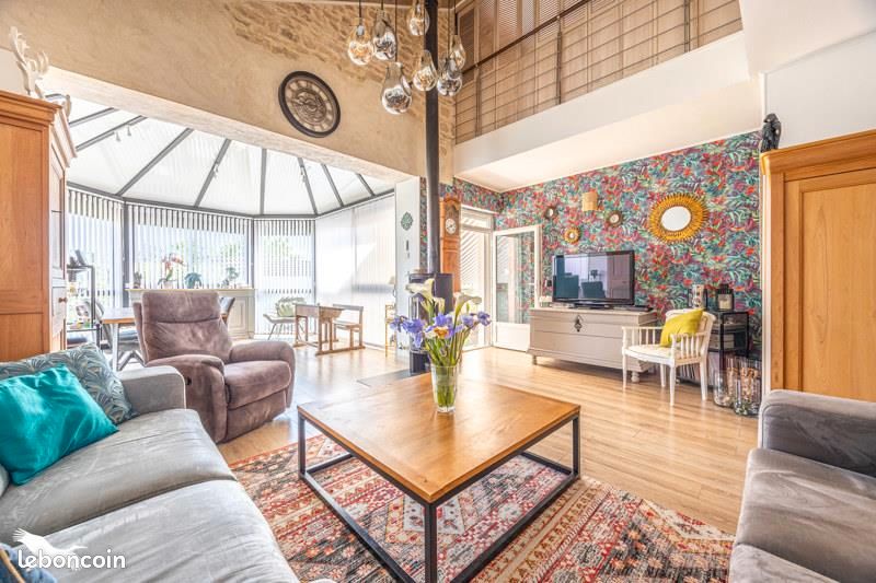Maison 6 pièces 158 m² · à Mauzé-sur-le-Mignon · 158 m² · 317 700 €