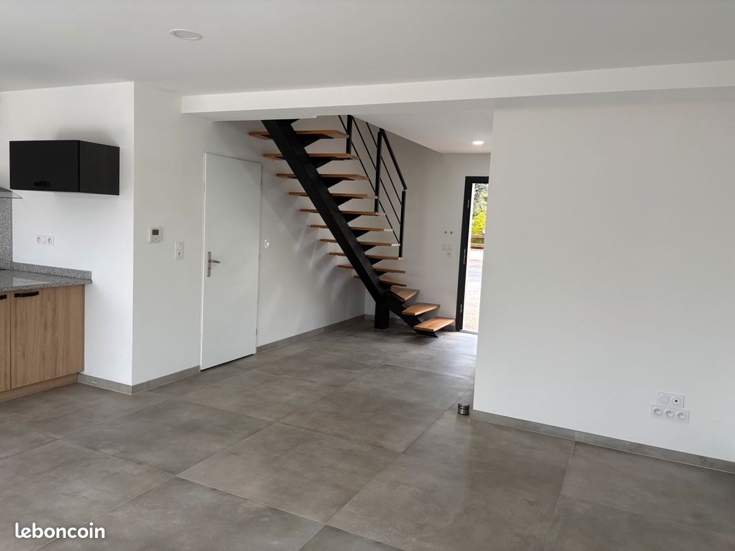 Maison 4 pièces 110 m² · à Ingré · 110 m² · 1 100 €/mois