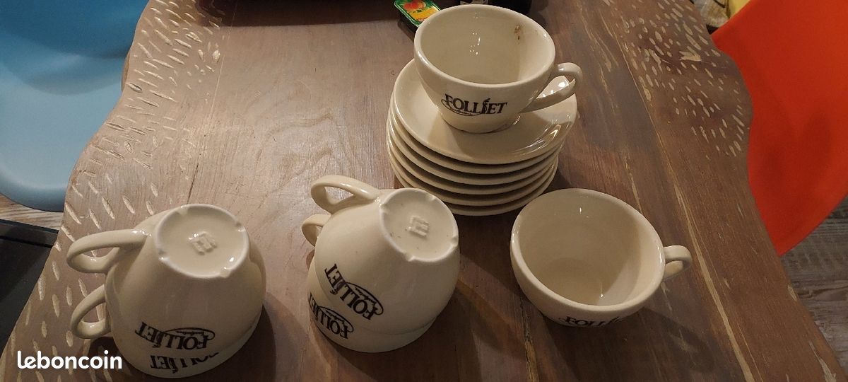 6 tasses avec soucoupes fiollet (image 1)