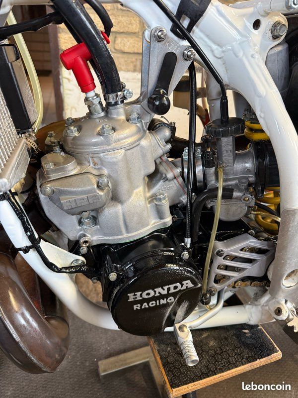 Honda CR 250 - année 1991 (image 3)