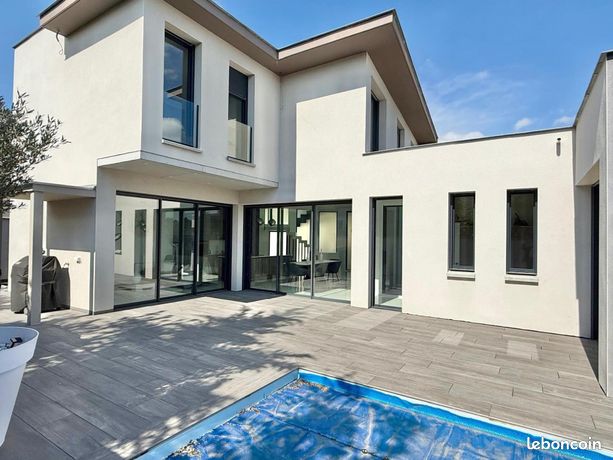 Maison 7 pièces 185 m²