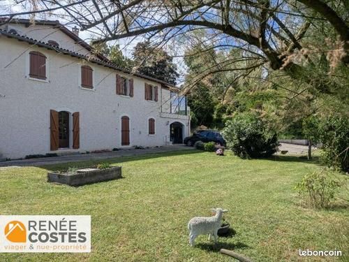 Maison 6 pièces 364 m² · à Beausemblant · 364 m² · 81 300 €