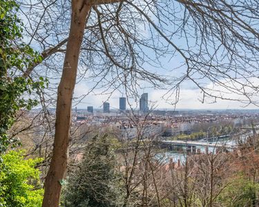 Appartement 350 000 € - 58 m²
