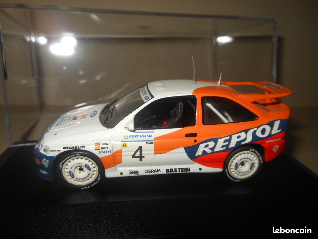 Miniature UT Models Ford Escort RS Cosworth WRC 1/18 - Grise, Proche Du Neuf (Réf.22706)