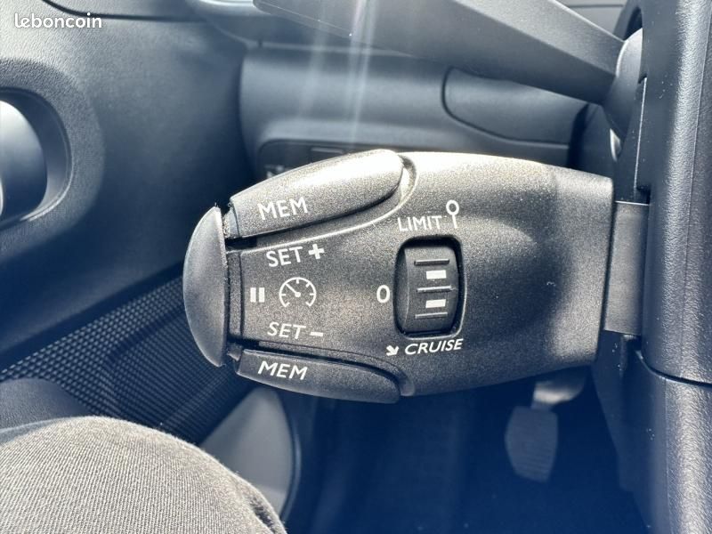 Citroen C3 1.5 BlueHDi 100ch S&S C-Series E6.d (image 15)