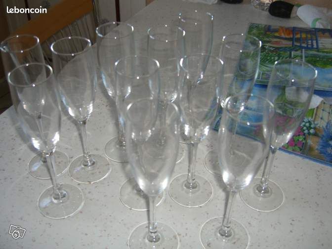 Lot de 12 flûtes à champagne (image 2)