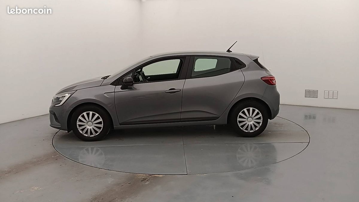Renault clio tce 90 equilibre (image 8)