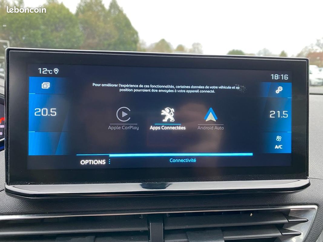 PEUGEOT 3008 1.2i 12V S&S - 130 Allure - Caméra de Recul + GPS (image 15)