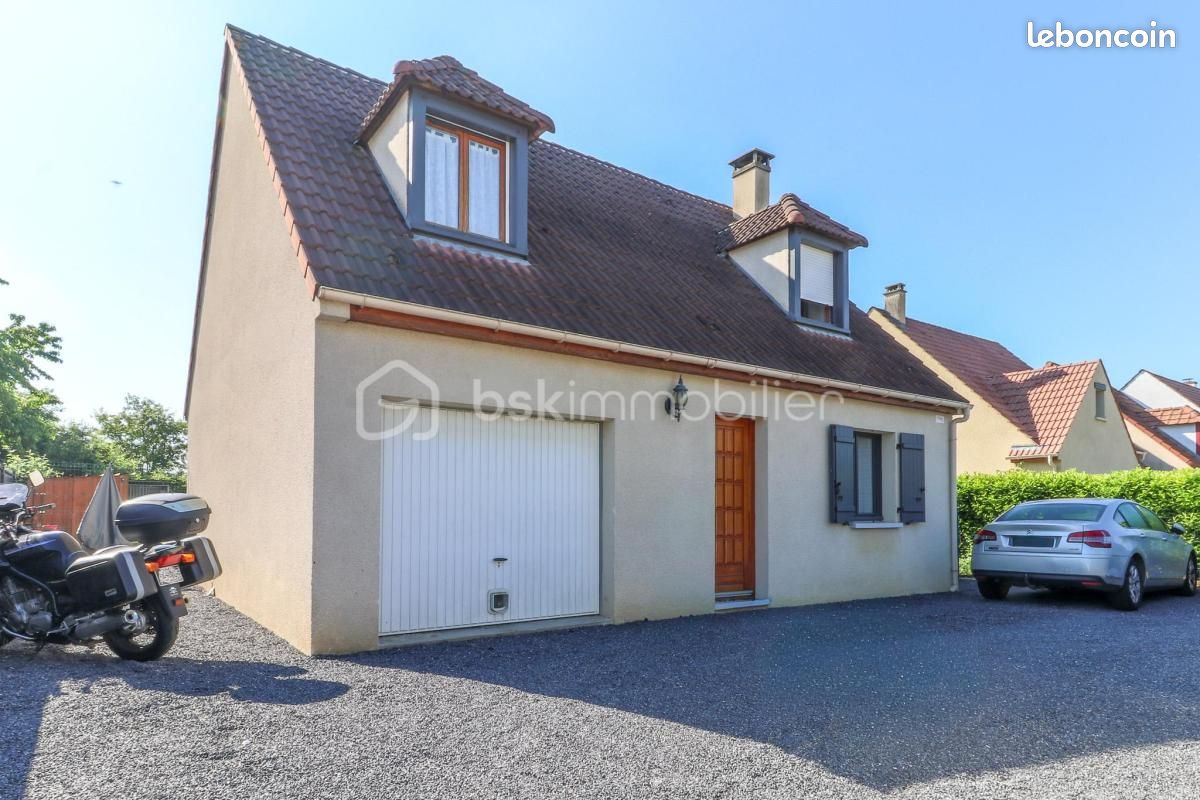 Maison 4 pièces 93 m² · à La Ferté-Alais · 93 m² · 299 000 €