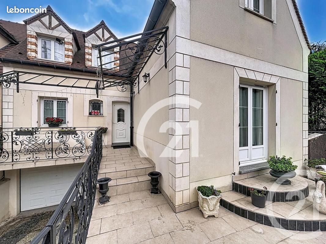 Maison 7 pièces 152 m² · à Arnouville · 152 m² · 417 000 €