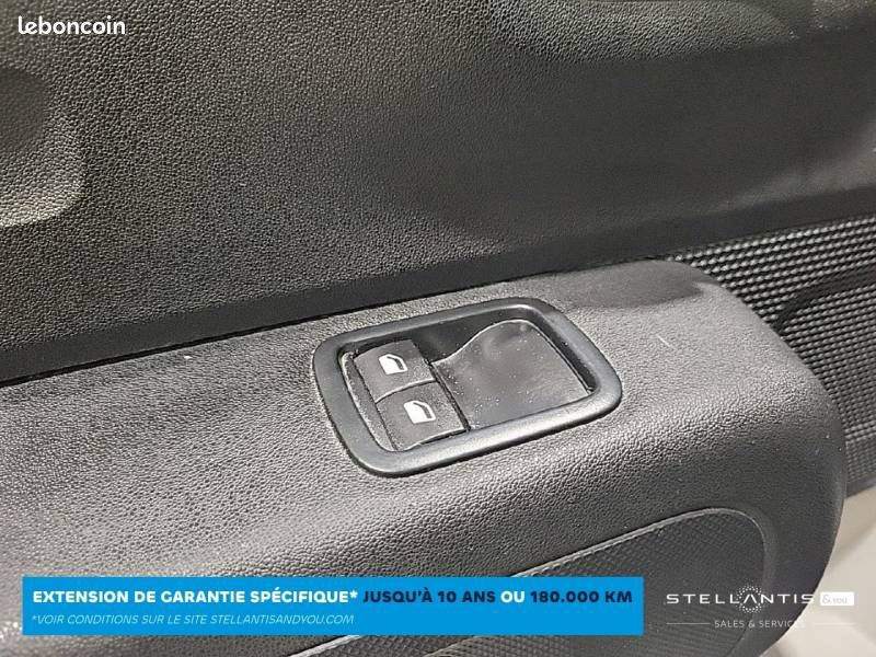 Citroën C3 PureTech 83 S&S BVM5 YOU (image 23)