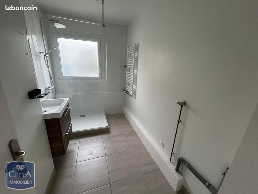 Appartement a louer chalons-en-champagne - 3 pièce(s) - 61 m2 - Surfyn