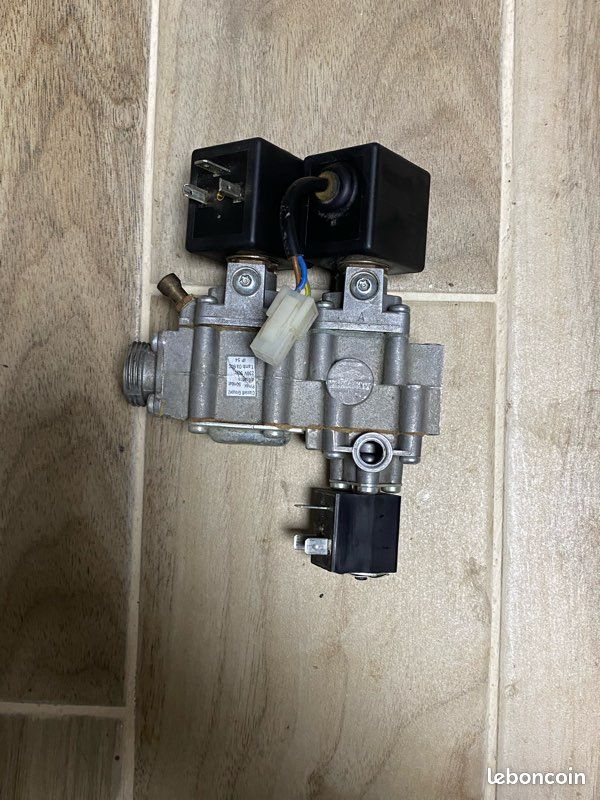 Bloc gaz Frisquet (image 2)