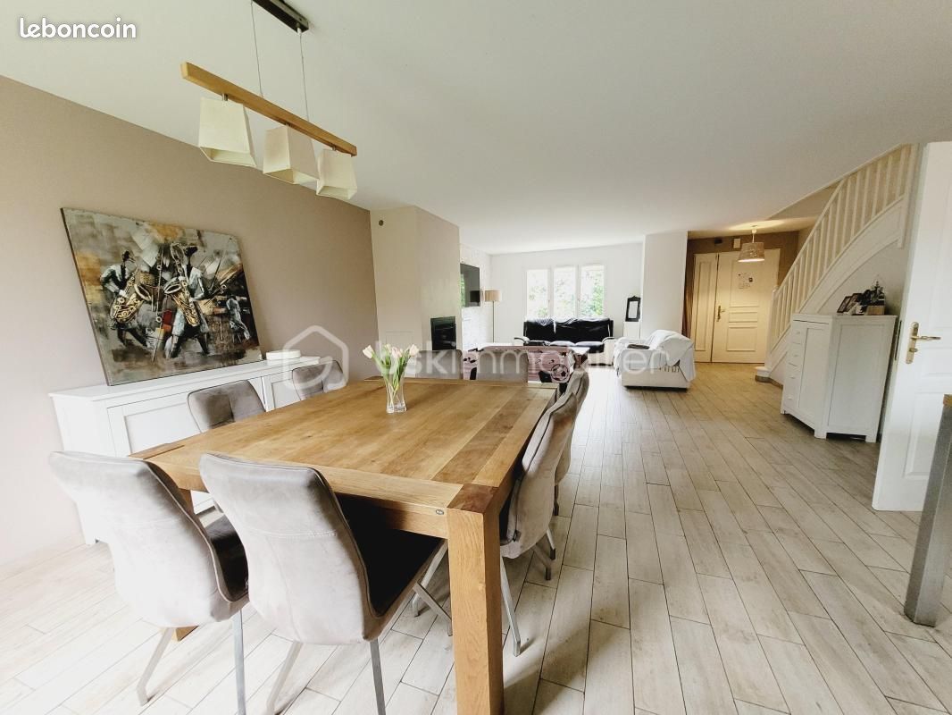Maison 7 pièces 147 m² · au Plessis-Trévise · 147 m² · 575 000 €