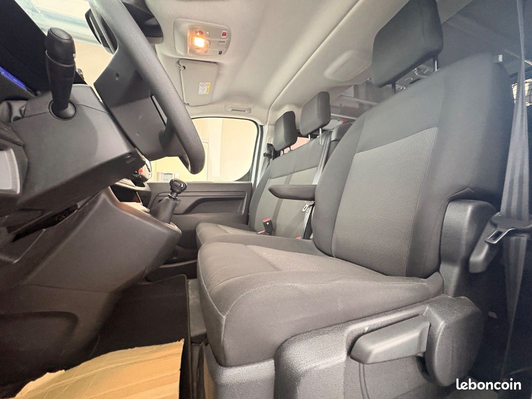 Peugeot EXPERT FOURGON M (L2) Cabine Repliable entretien complet/6 places (image 10)