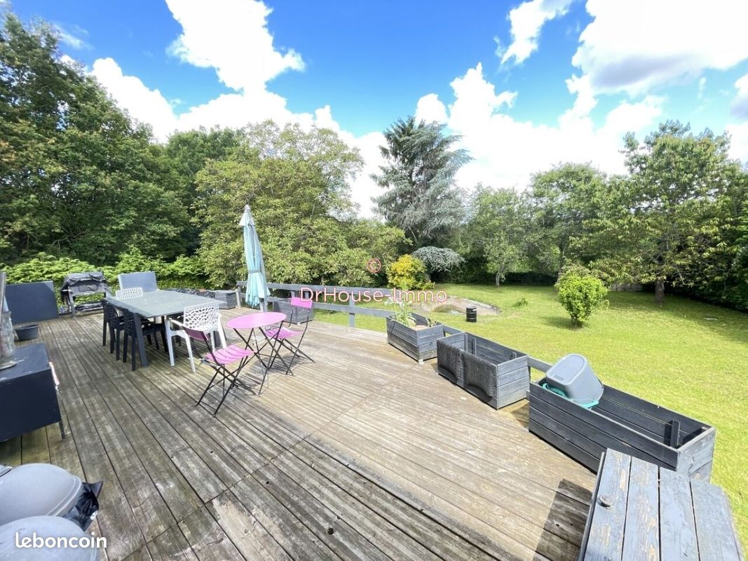 Maison 5 pièces 130 m² · à Savigny-sur-Clairis · 130 m² · 195 000 €