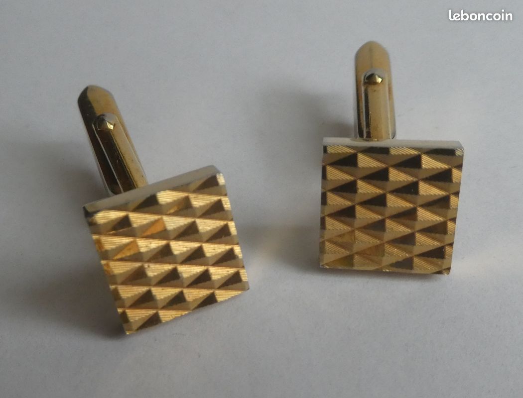 Boutons De Manchette Vintage En Or Jaune Avec Diamants - Gravure étoile, Style Victorien, Occasion