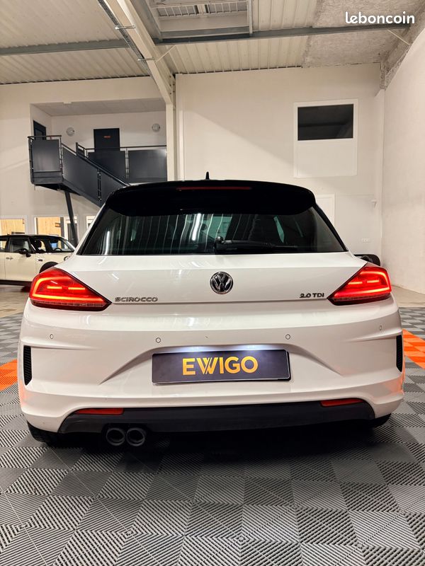 VOLKSWAGEN SCIROCCO 2.0 TDI 150 R LINE BLACK SESSIOn (image 4)