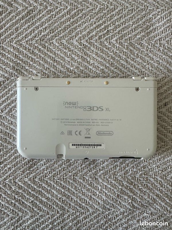 New 3DS XL (image 3)
