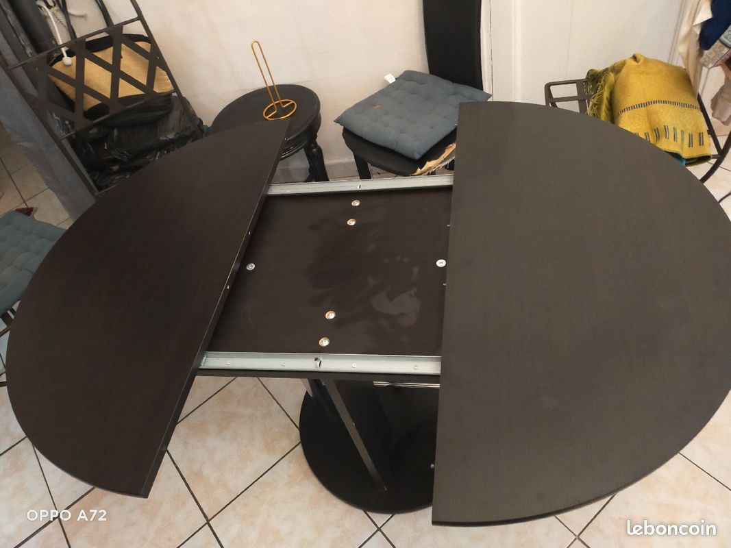 Table avec 4chaises on fer forgé (image 4)
