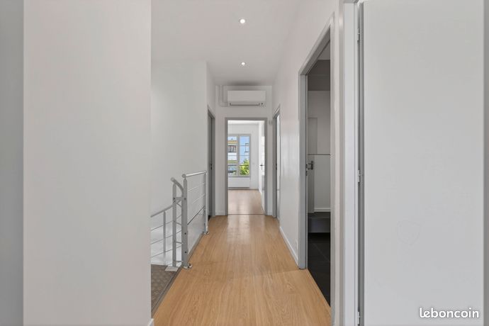Caudéran — Maison contemporaine 139 m² DPE B / GES B — 4 ch + garage — 12