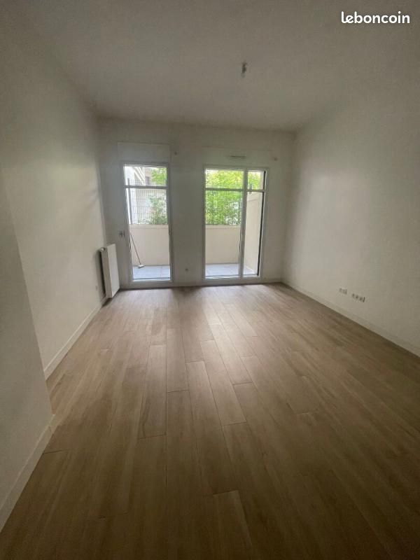 Appartement 1 pièce 47 m² · à Levallois-Perret · 47 m² · 1 822 €