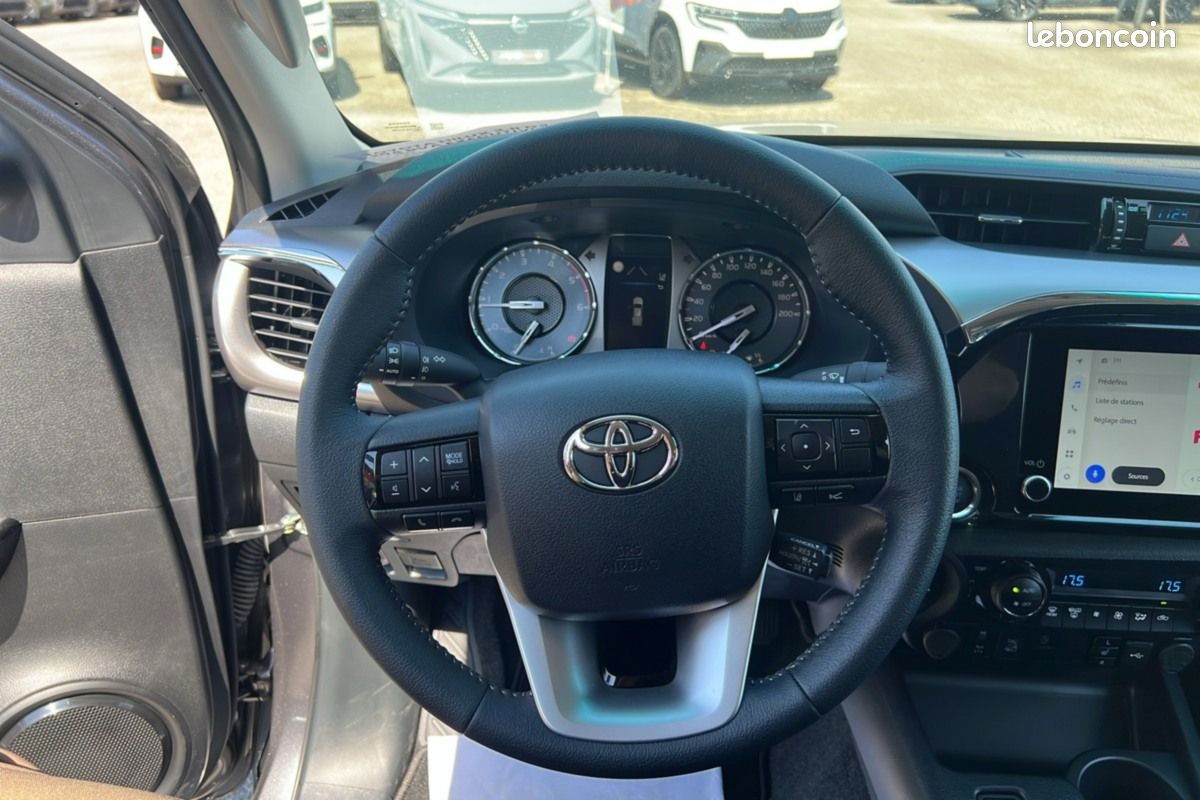 Toyota Hilux 2.8 D4-D 204 BVA EXECUTIVE 4PL (image 10)
