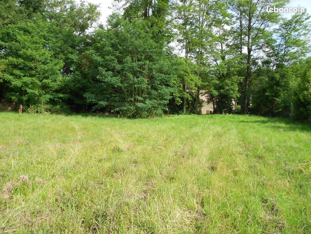 Terrain 900 m² Saint Loubes · à Saint-Loubès · 120 000 €