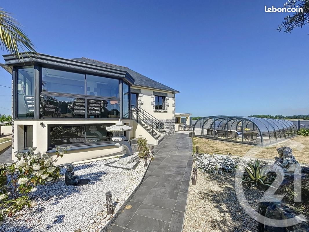 Maison 9 pièces 170 m² · à La Bouillie · 170 m² · 450 300 €