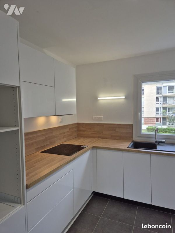 Appartement 3 pièce(s) 81 m²à louer Lisieux