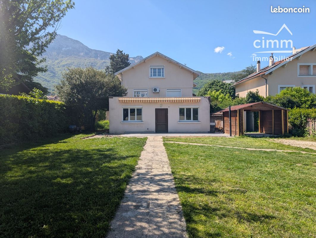 Appartement 3 pièces 111 m² · à Seyssins · 111 m² · 370 000 €