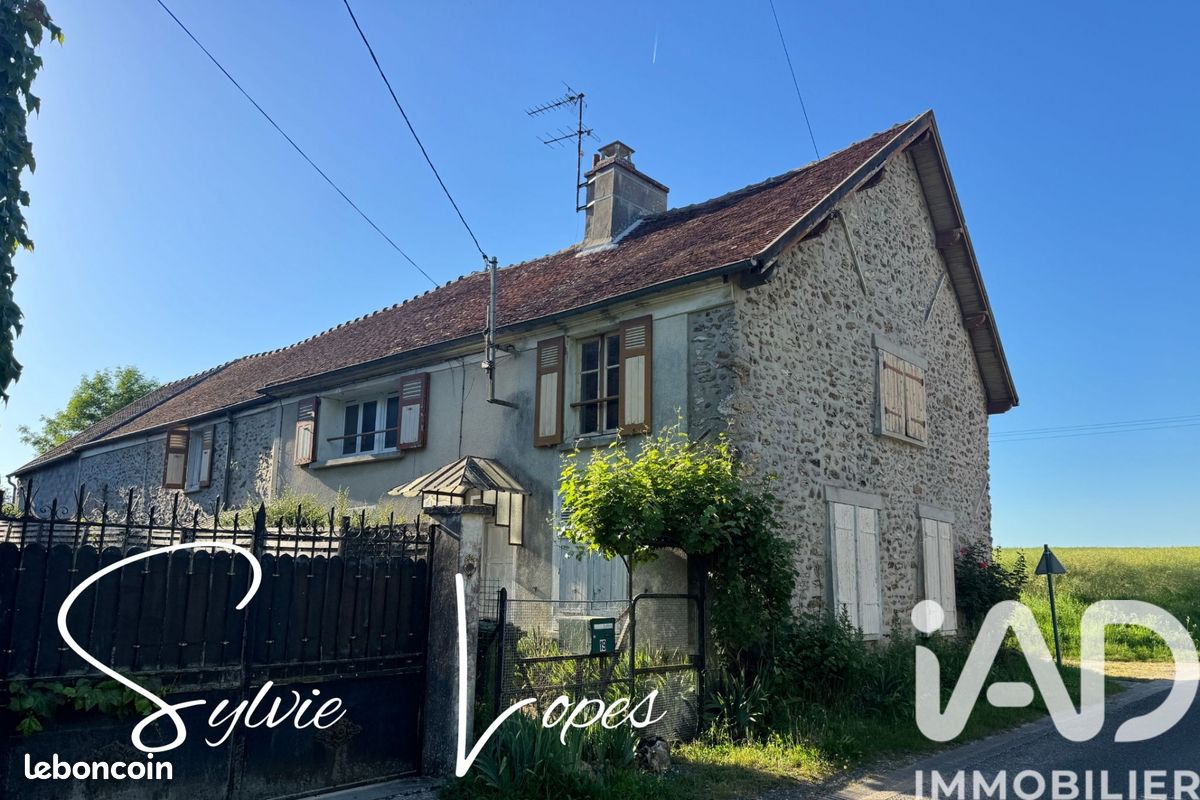 Maison 8 pièces 139 m² · à Pommeuse · 139 m² · 195 000 €