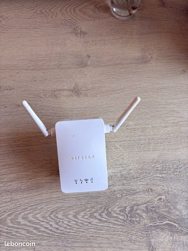 Répéteur wifi (image 1)