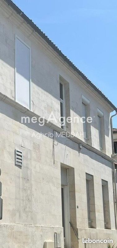 Immeuble 300 m² · à Saujon · 300 m² · 524 000 €