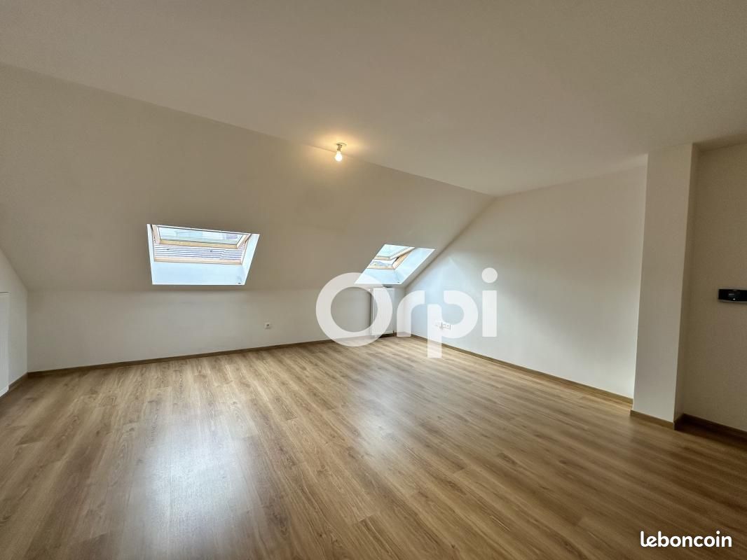 Appartement 2 pièces 55 m² · à Belleu · 55 m² · 650 €/mois