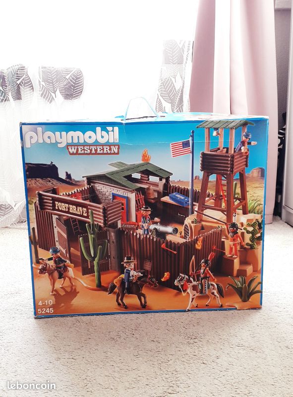 Set Playmobil Vintage Western Fort Brave (5245) - 2012 - Figurines Nordistes, Chevaux, Chariot