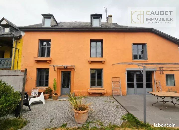 Appartement 6 pièces 240 m² · à Pouzac · 240 m² · 285 000 €