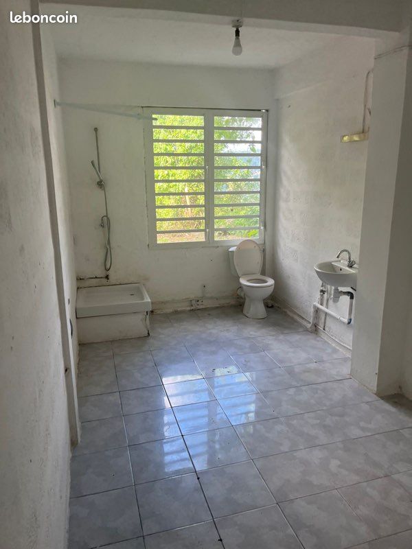 Appartement 1 pièce 14 m² · à Fort-de-France · 14 m² · 450 €/mois
