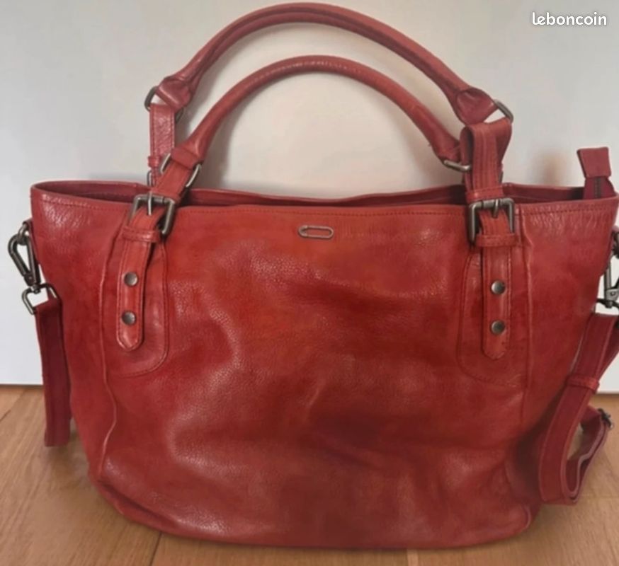 Sac en cuir ikks à bandoulière Accessoires Bagagerie