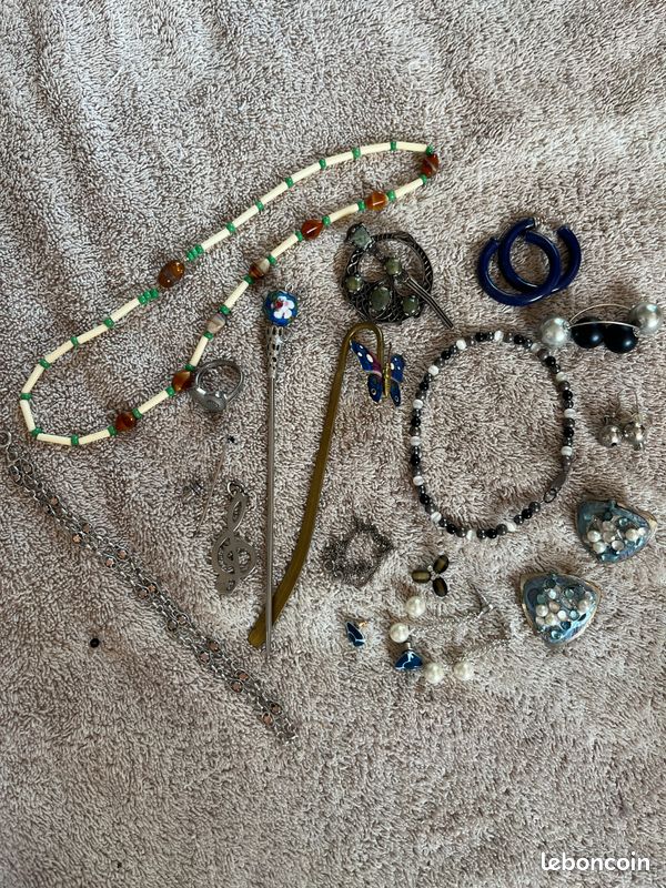 Lot De Bijoux Anciens - Occasion - Vintage - Divers Modèles