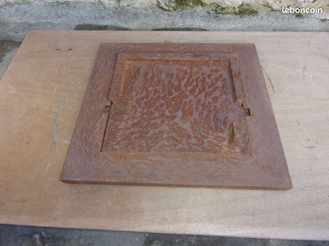 Clapet de cheminée neuf en fonte pour boisseaux 25x25 (image 1)