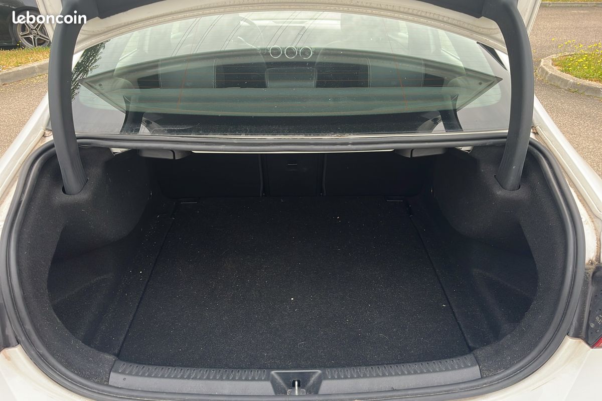 MERCEDES Classe A 180 d 7G-DCT Style Line (image 9)
