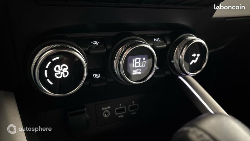 Renault Clio 1.6 E-Tech hybride 140ch Intens -21N (image 24)