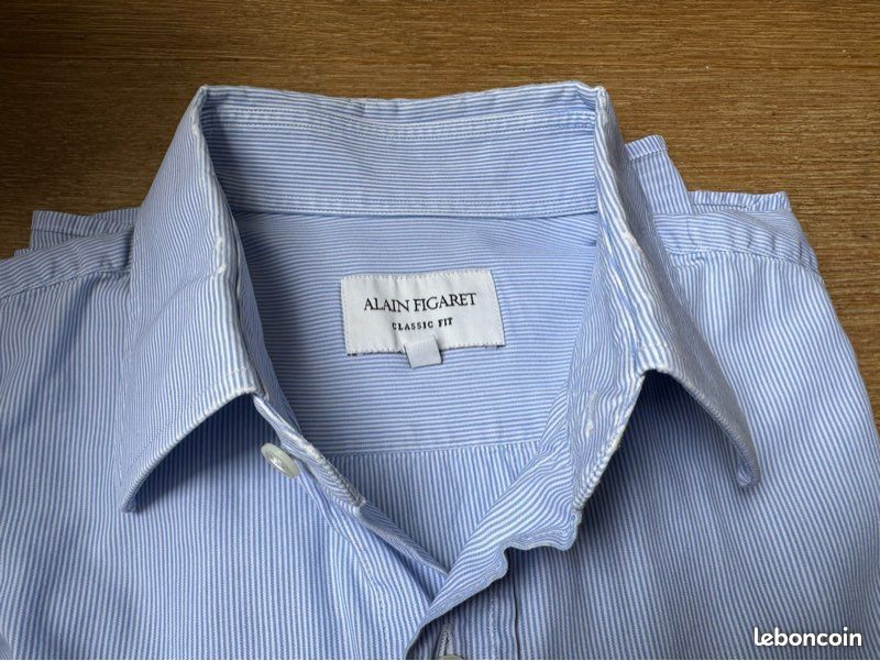 Chemise homme Figaret rayures bleu clair poignets mousquetaires