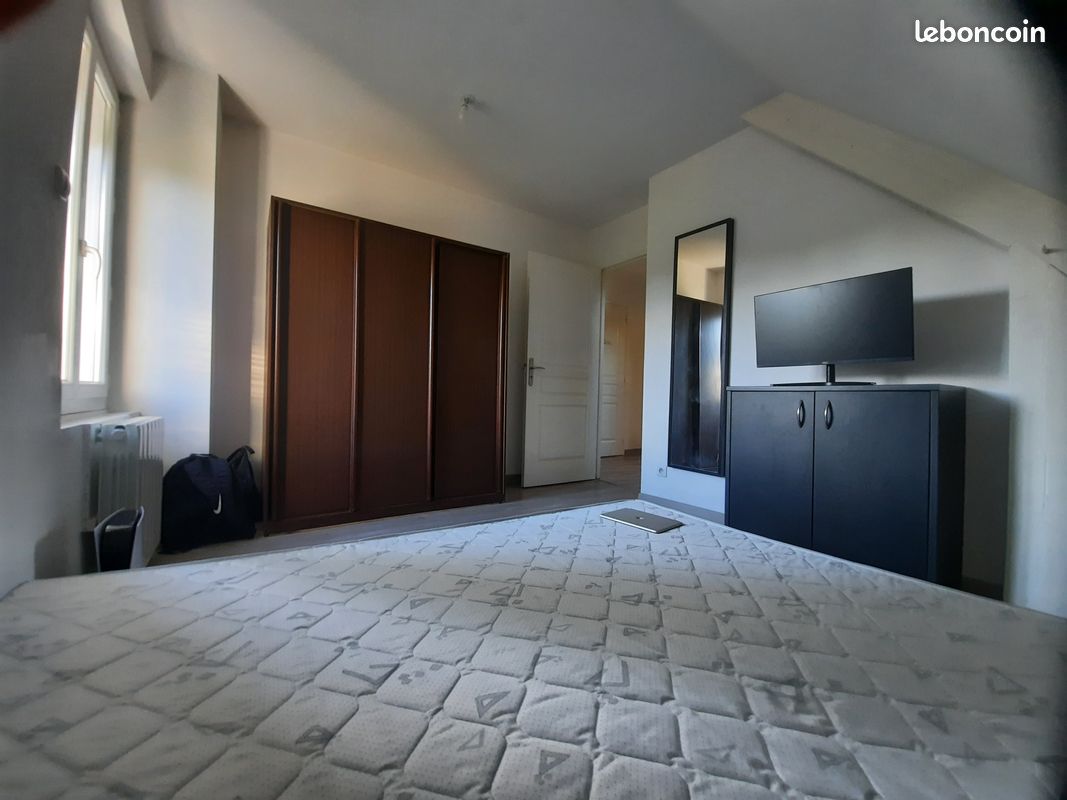 Appartement a louer macon - 4 pièce(s) - 100 m2 - Surfyn