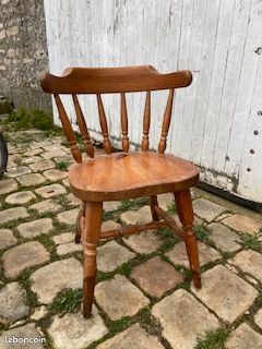 Chaise à bras (image 1)