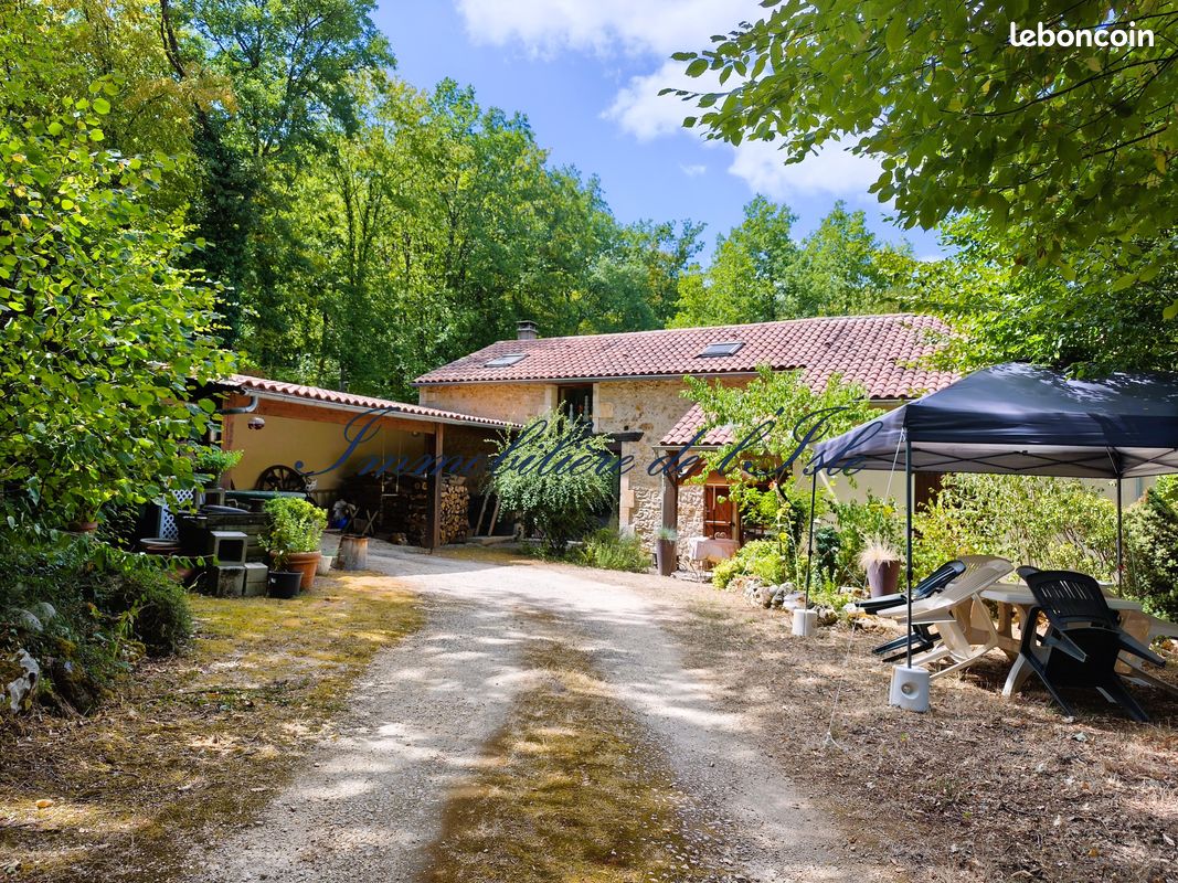 Maison 6 pièces 136 m² · à Sarliac-sur-l'Isle · 136 m² · 179 350 €