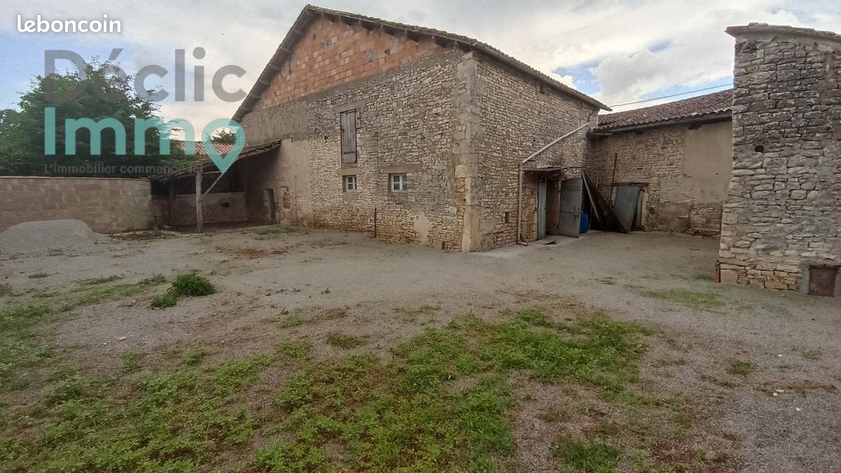 Maison 2 pièces 29 m² - Agris 16110 (image principale 1)