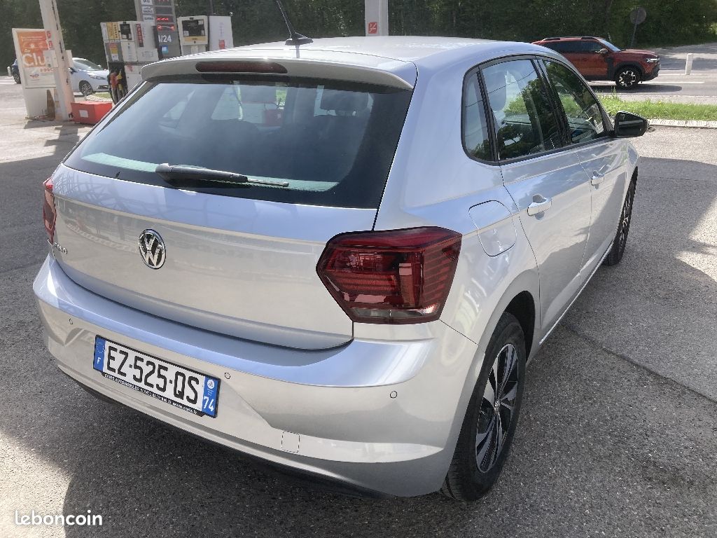 Volkswagen Polo 1.6 TDI 95 SetS CONFORTLINE BUSINESS (image 3)