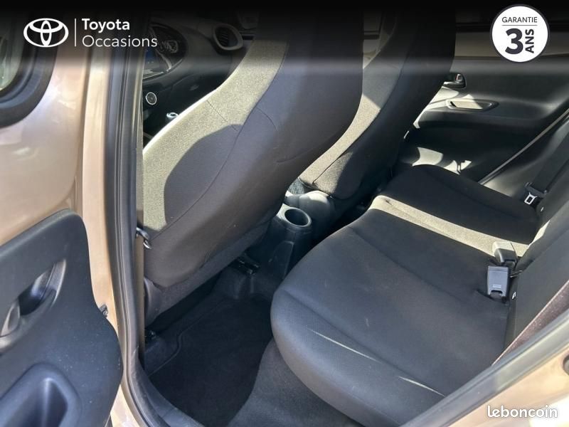 Toyota Aygo X 1.0 VVT-i 72ch Design MY23 (image 12)